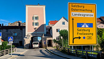 IG Stadtumfahrung Tittmoning, Straßenschild